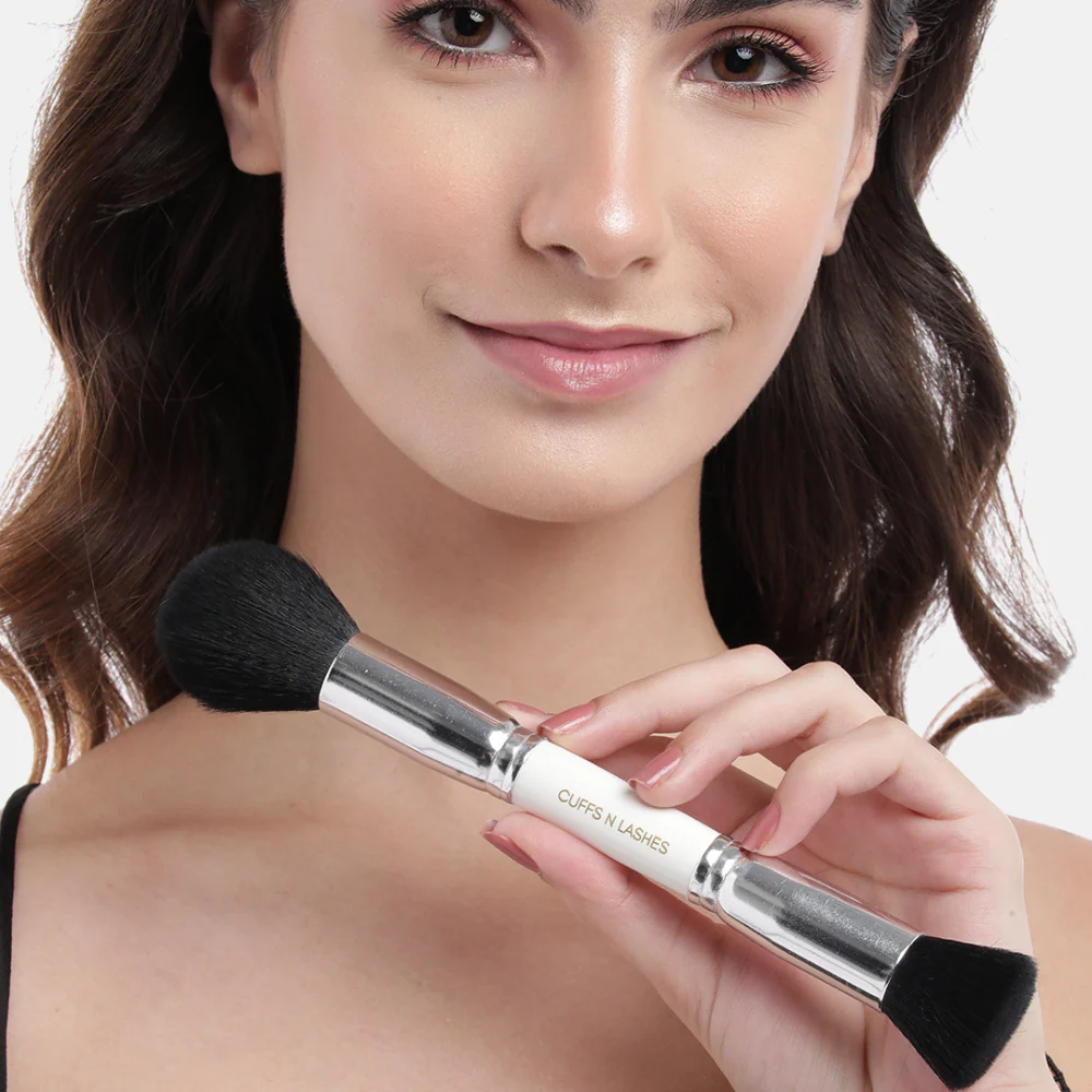 CUFFS N LASHES Double Duty Flat Top Foundation & Powder Brush - DD01 - Image 3