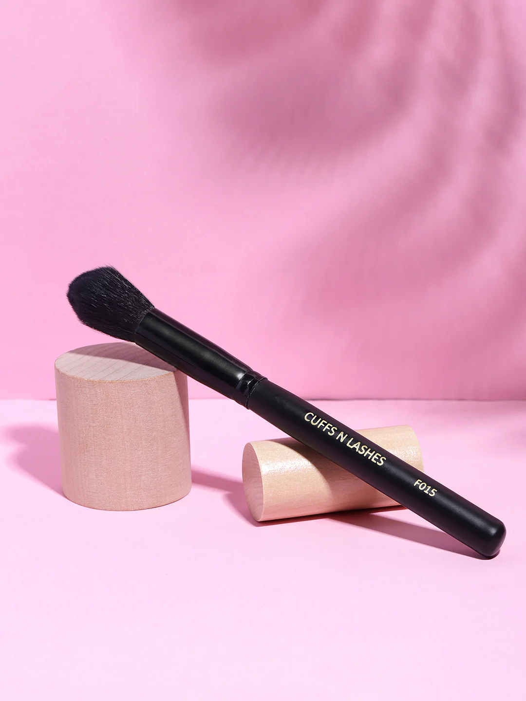 Cuffs N Lashes Makeup Brushes, F015 Small Blush/powder Brush