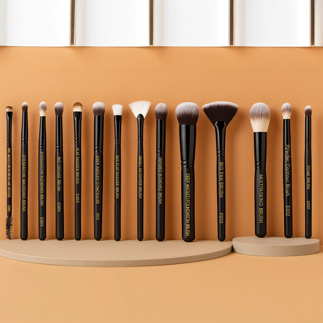 Cuffs N Lashes Makeup Brushes Set of 14 - Image 2