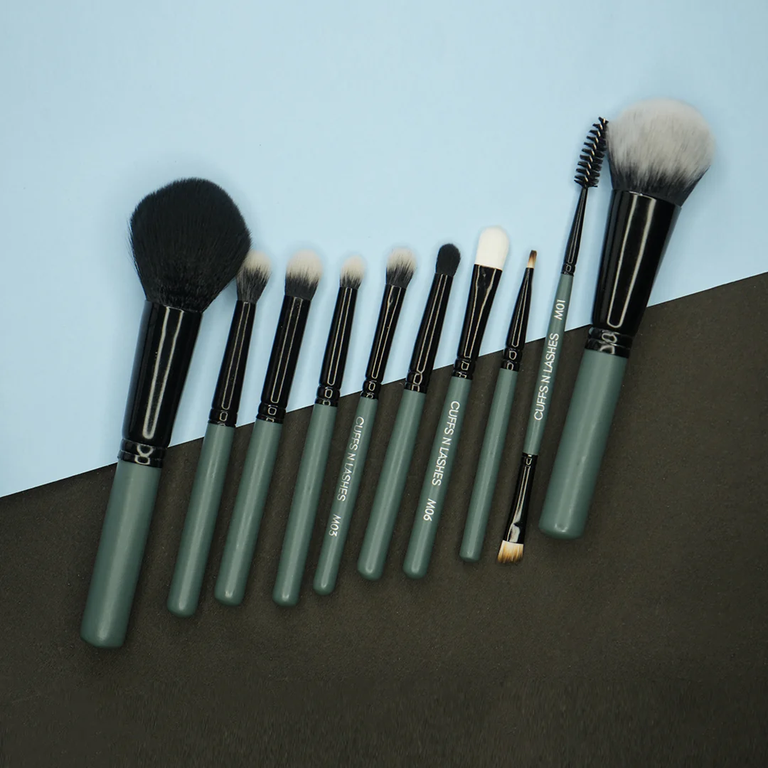 Cuffs N Lashes Mini Makeup Brushes Set Of 10 - With Sponge - Image 3