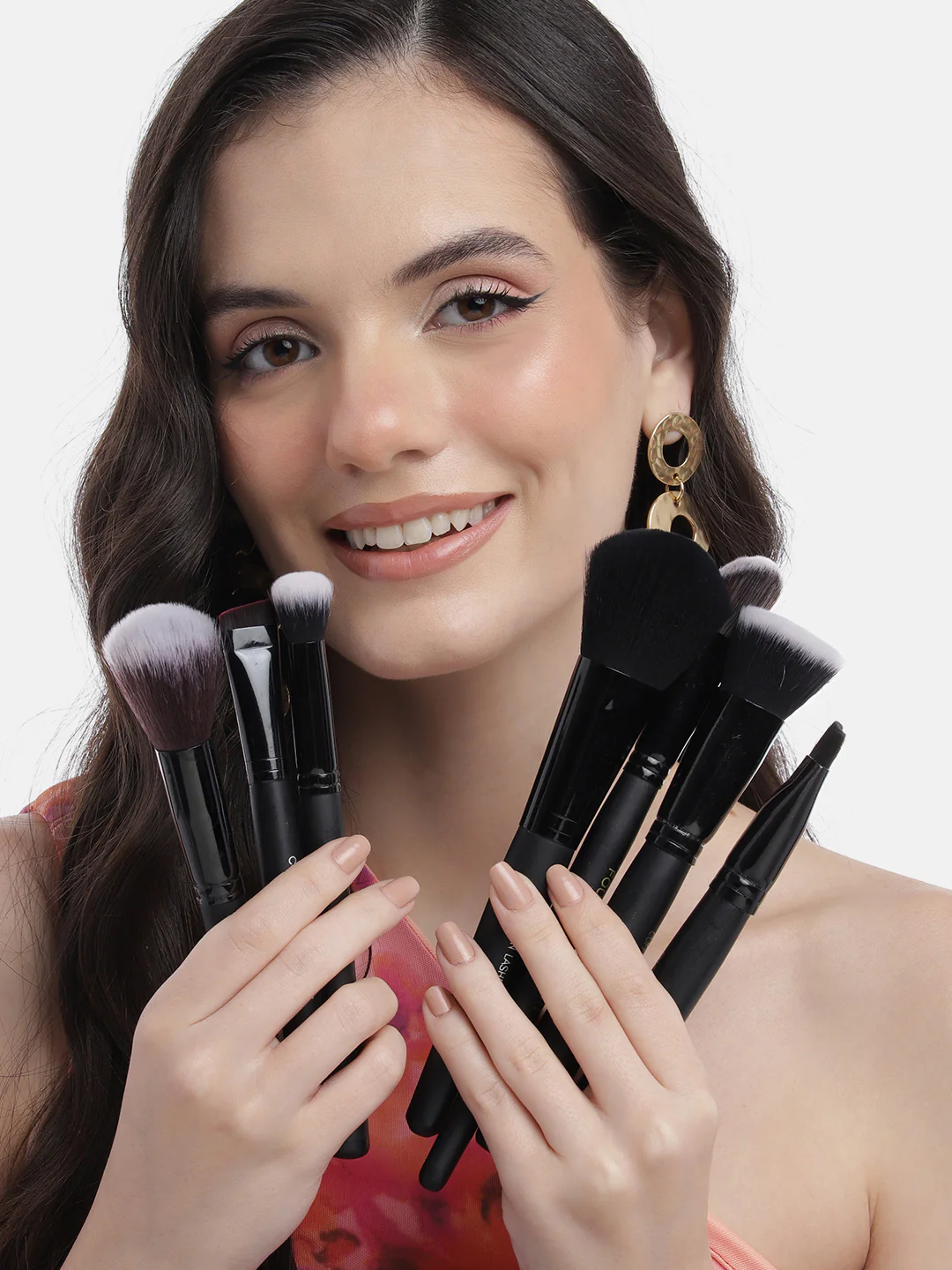 Cuffs N Lashes Face brush Set of 7 - Image 9
