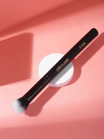 Cuffs N Lashes Makeup Brushes, F019 - Small Concealer Brush